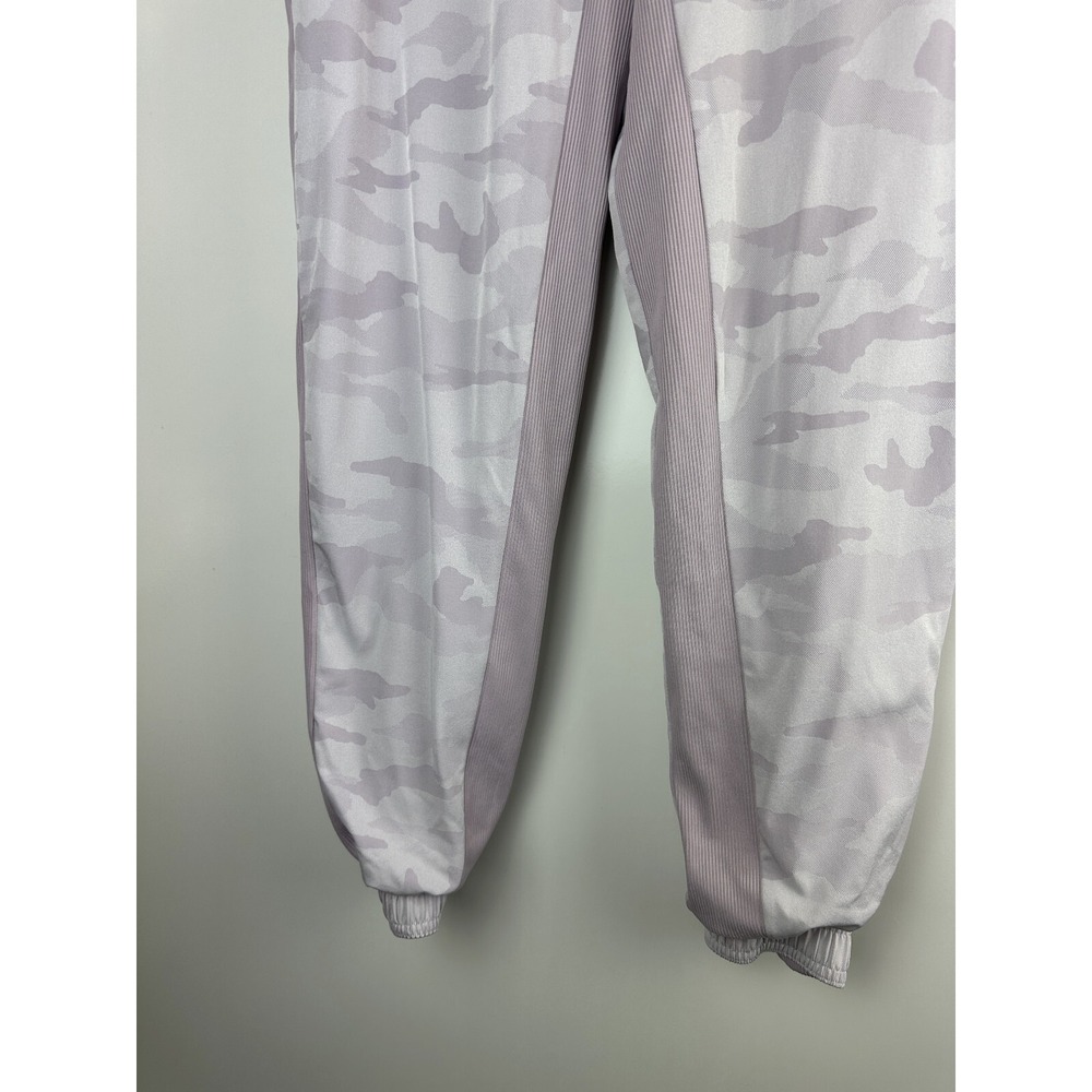 Athleta Brooklyn Lined Camo Jogger Pants Shasta Purple Taper Pants Size 0 Sporty - Picture 6 of 14